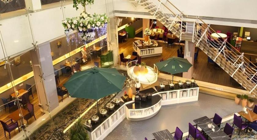 Catic Hotel--Adjacent Buliding Csuhaj Kültér fotó